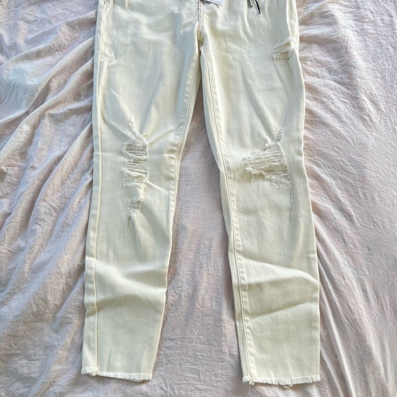 Rewash Curve Appeal Vintage Denim Ripped Jeans - Picture 8 of 9